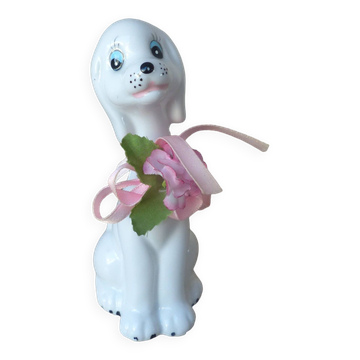 Figurine chien en céramique blanche