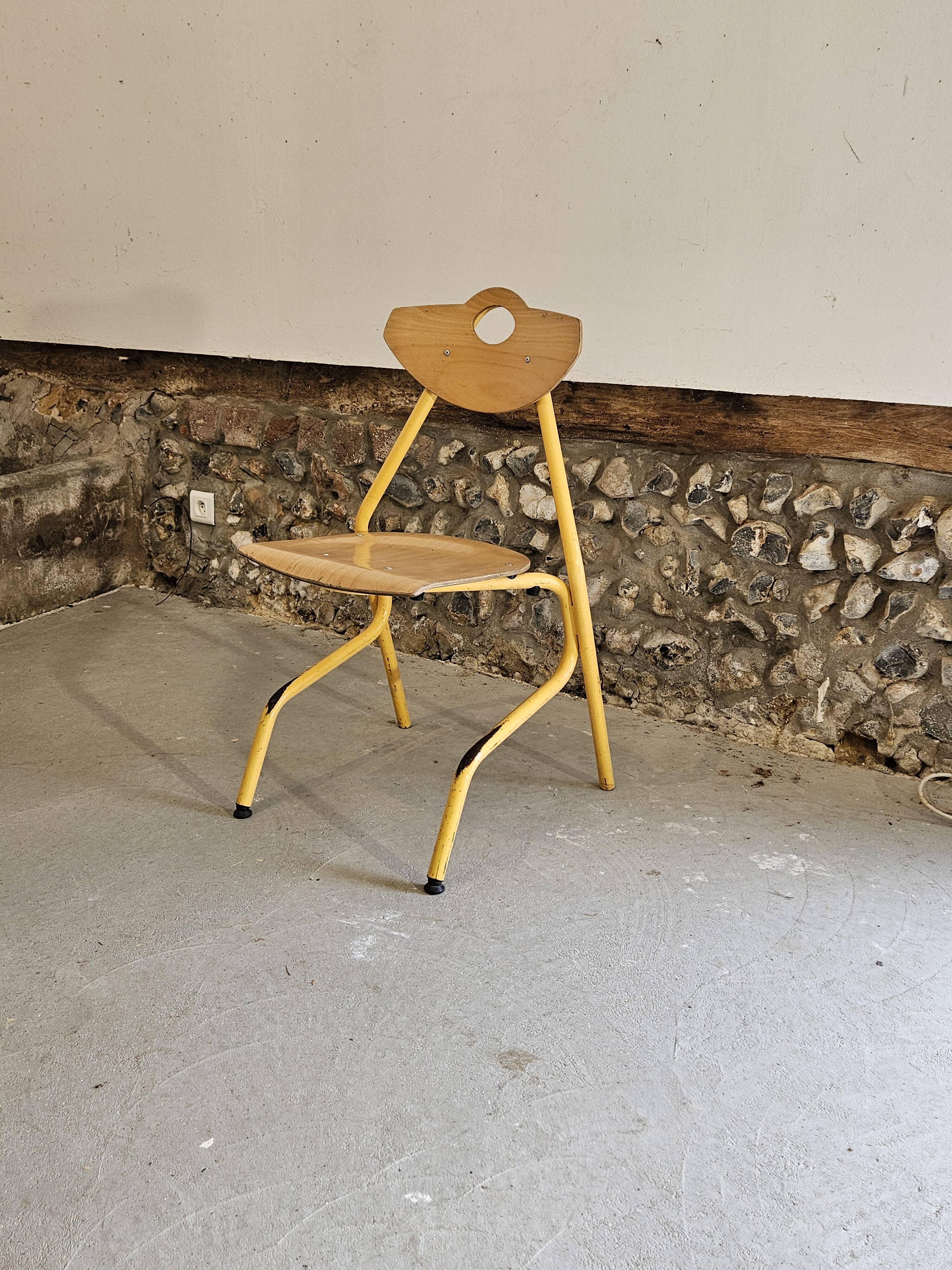 Chaise d'écolier 1980 1990 Design moderniste