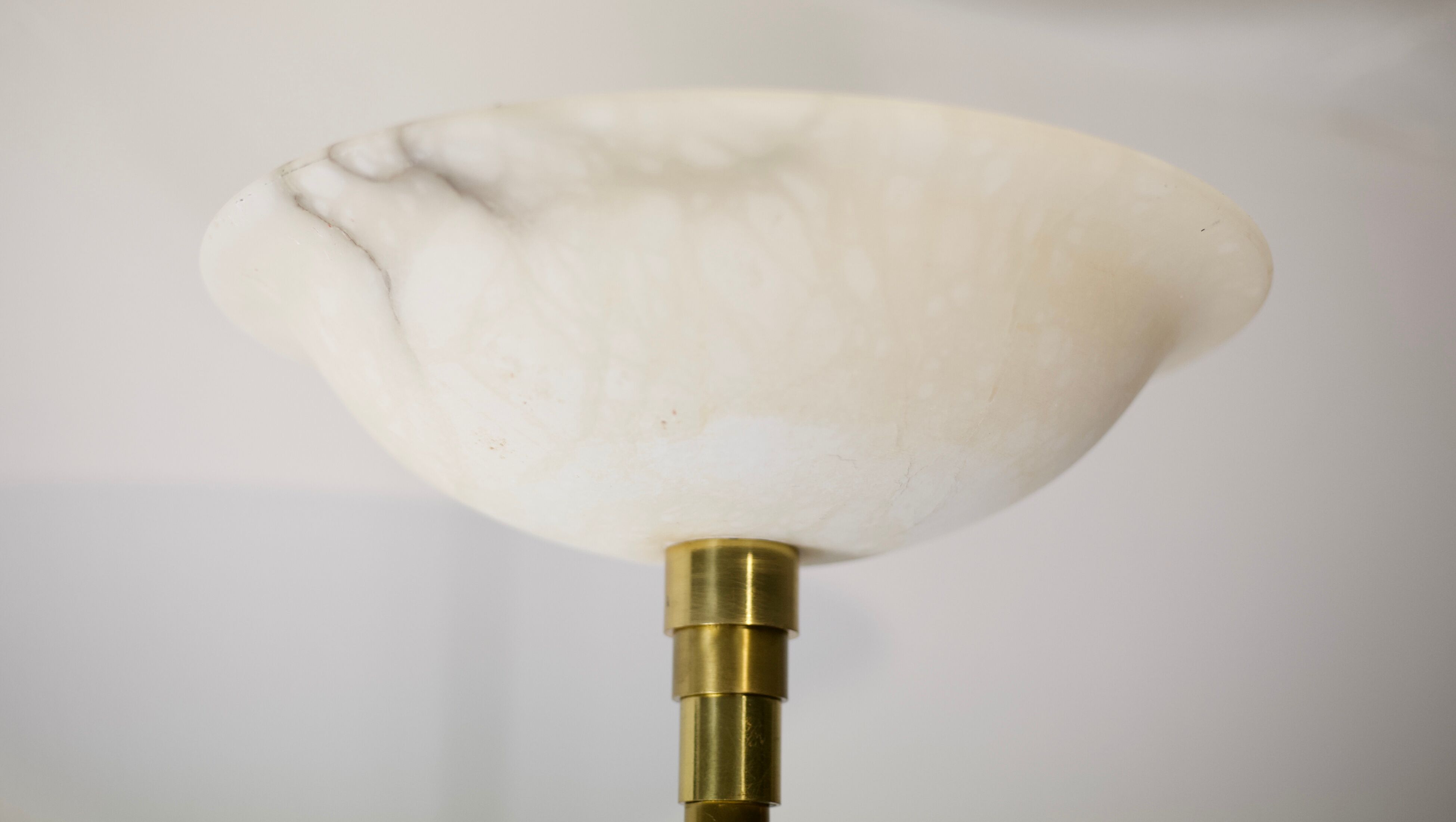 Floor lamp Gianfranco Frattini, metal gold and alabaster, Relco Milano