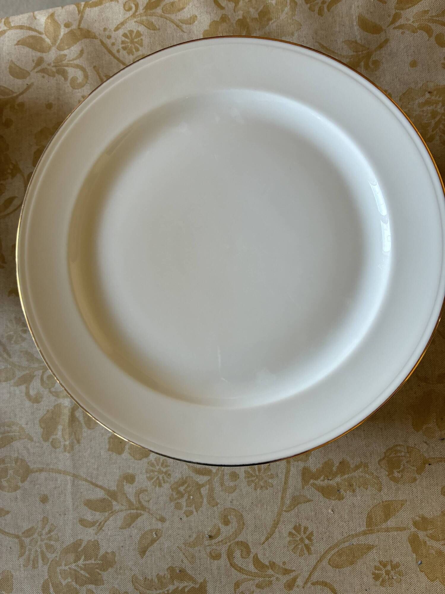 Service ancien de table en porcelaine de Limoges