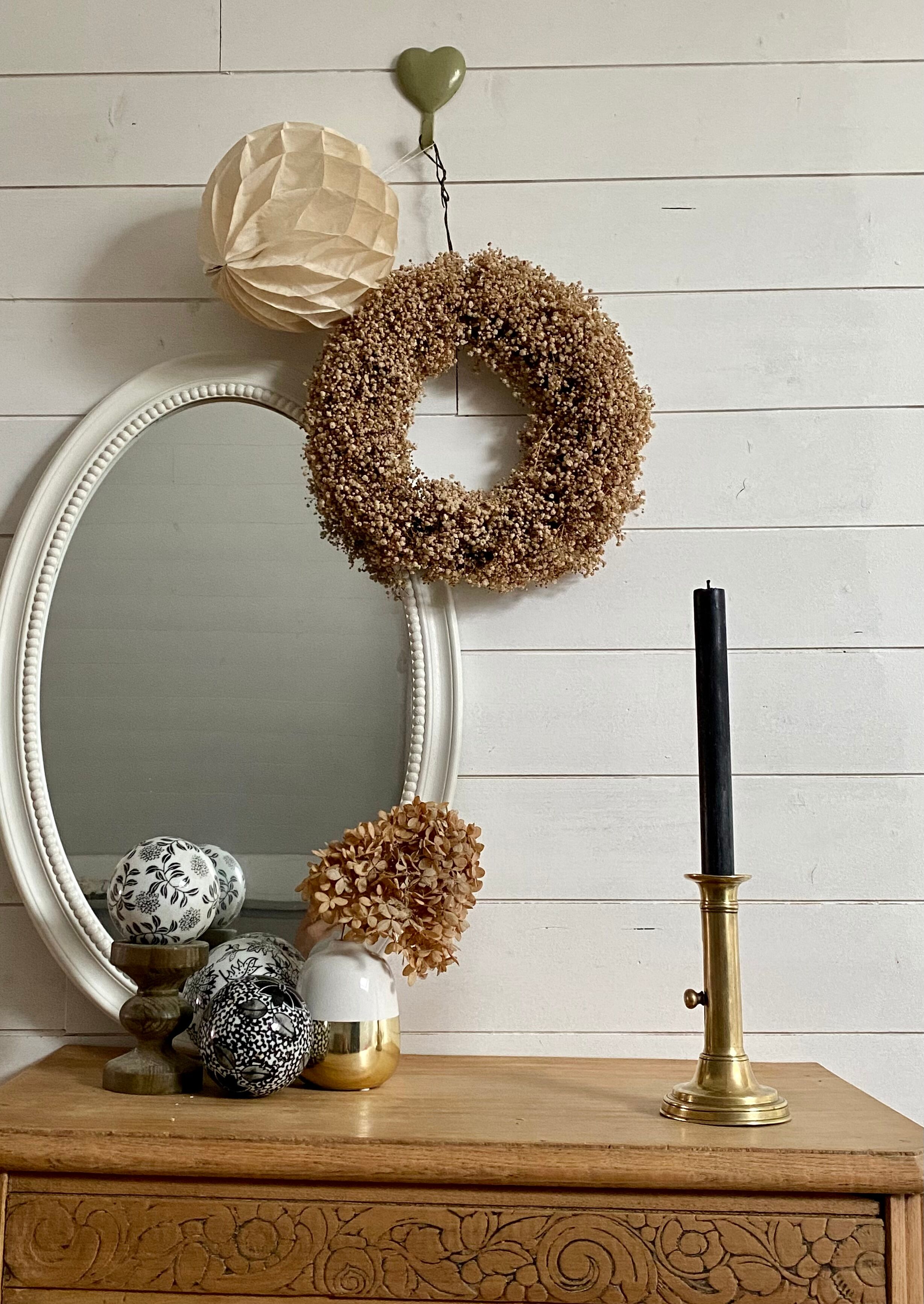 Nineteenth-century brass pull-out candle holder