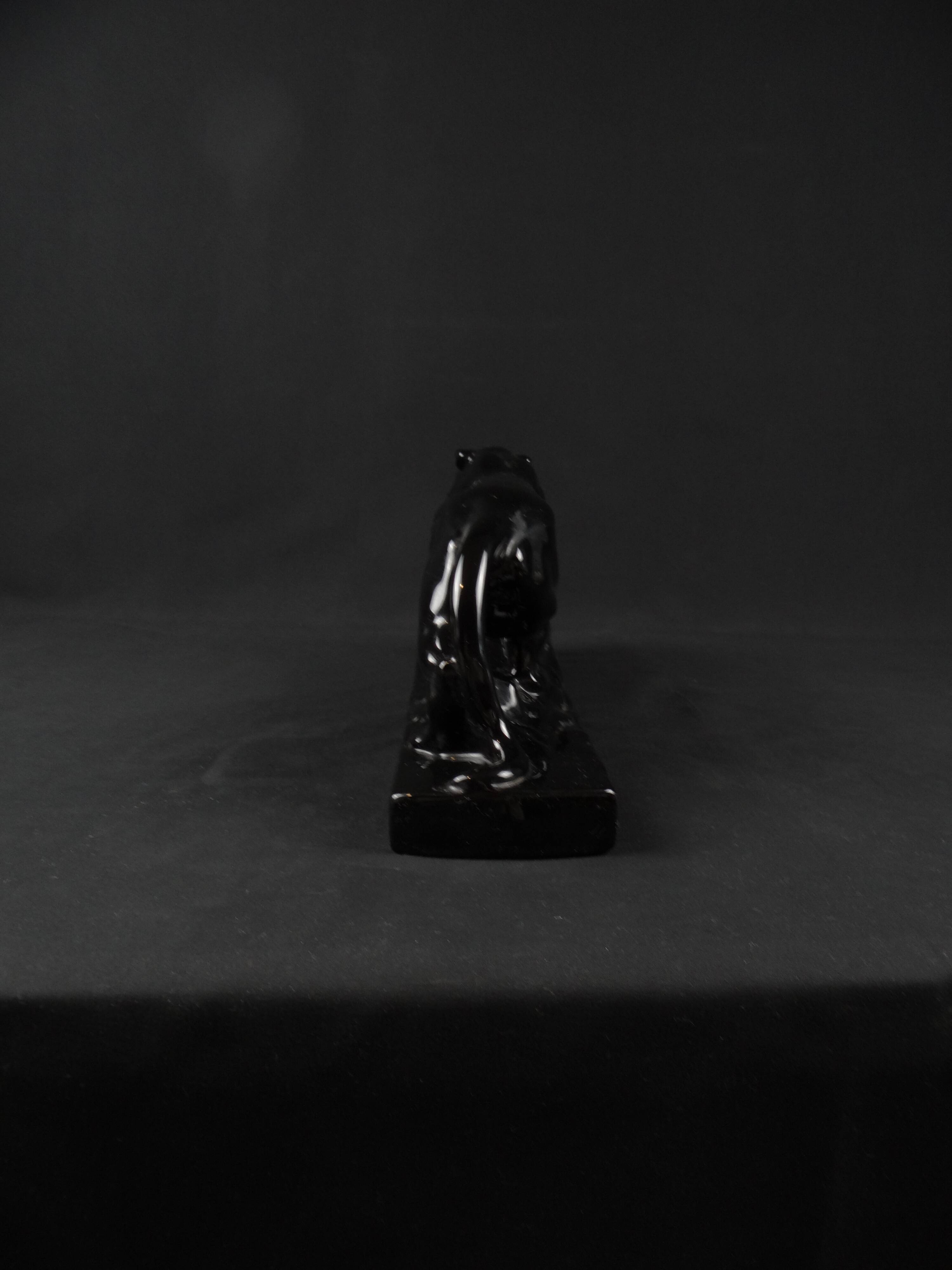 Black ceramic hunting panther from the Art Deco period, circa 1930