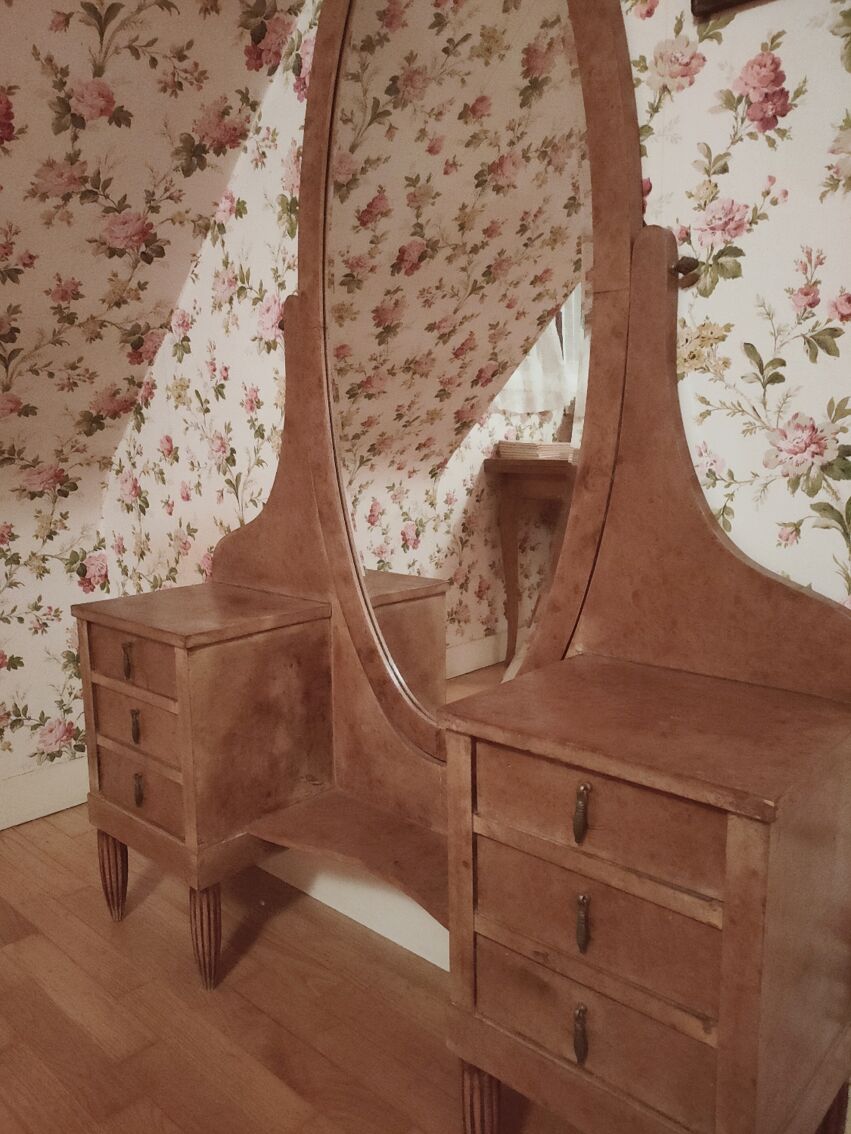 Petite chaise enfant tout bois - L'atelier Belle Lurette, Rénovation de  meubles vintage