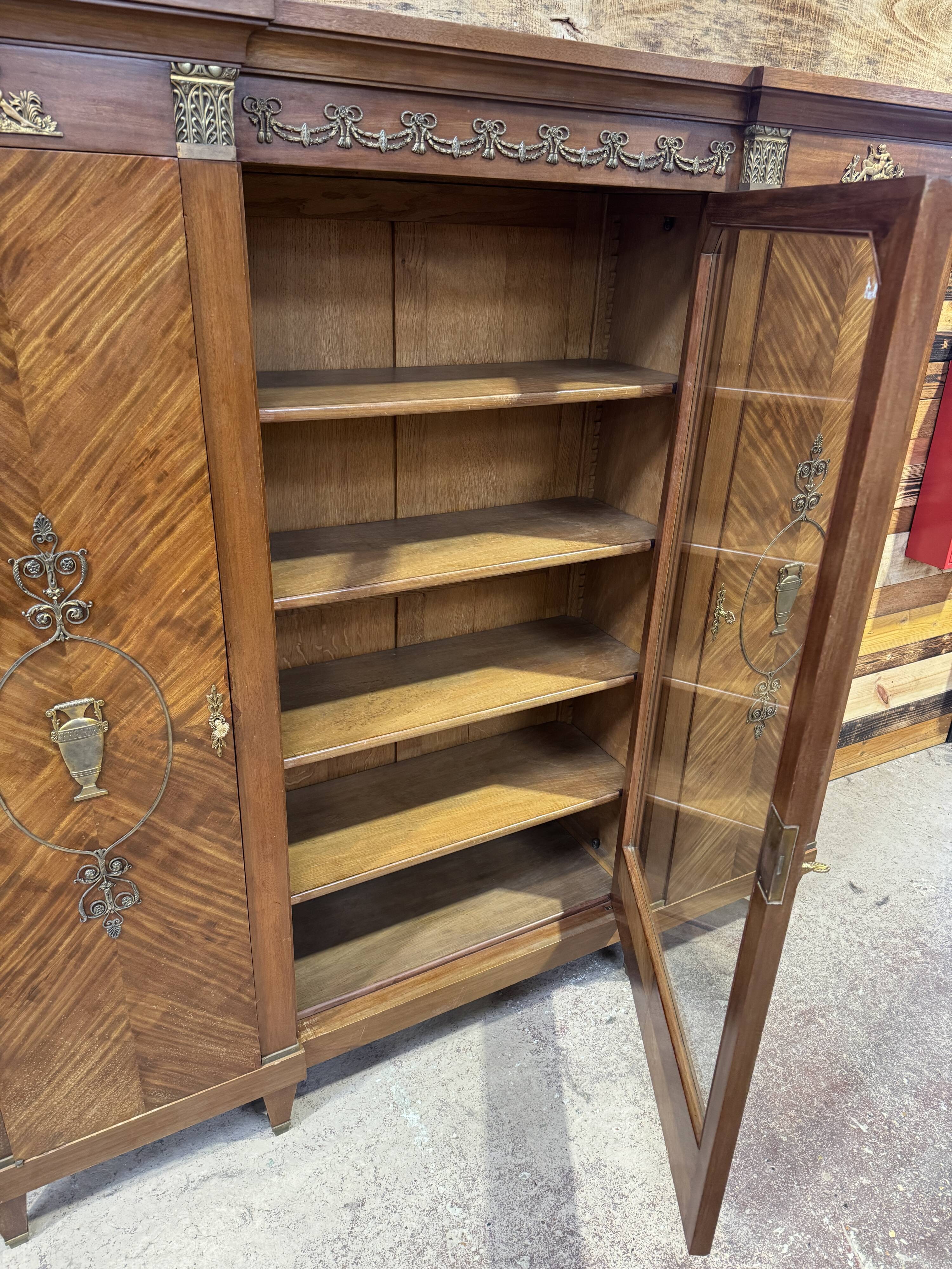 Empire-style library dating from the early 20th century.