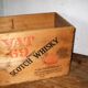 Caisse en bois de whisky VAT 69