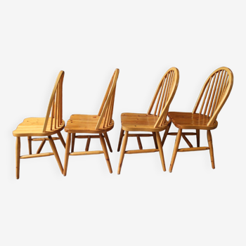 Série de 4 chaises à barreaux