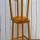 Deux paires de grands tabourets de bar anglais vintage