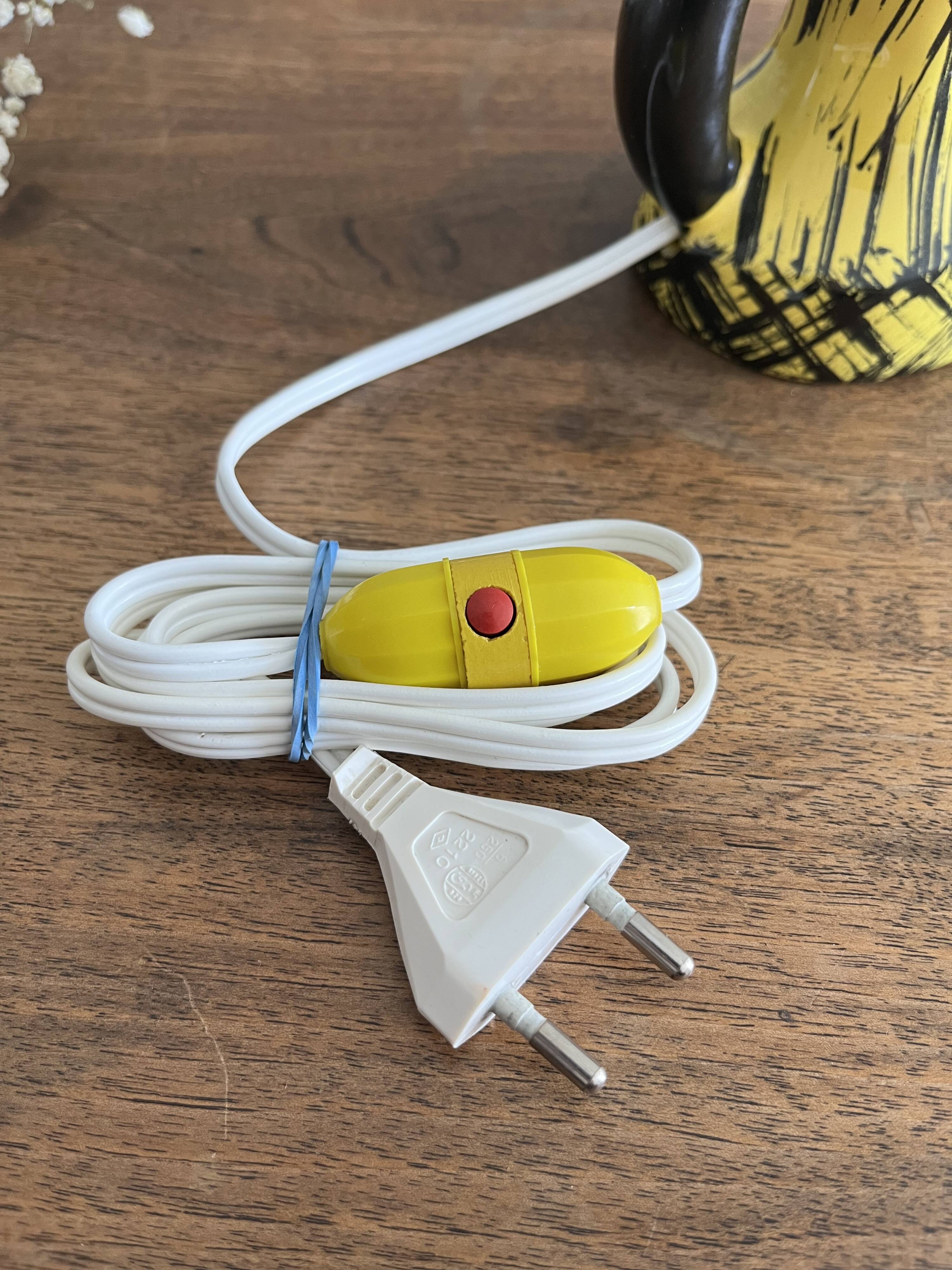 Vintage yellow and black ceramic lamp