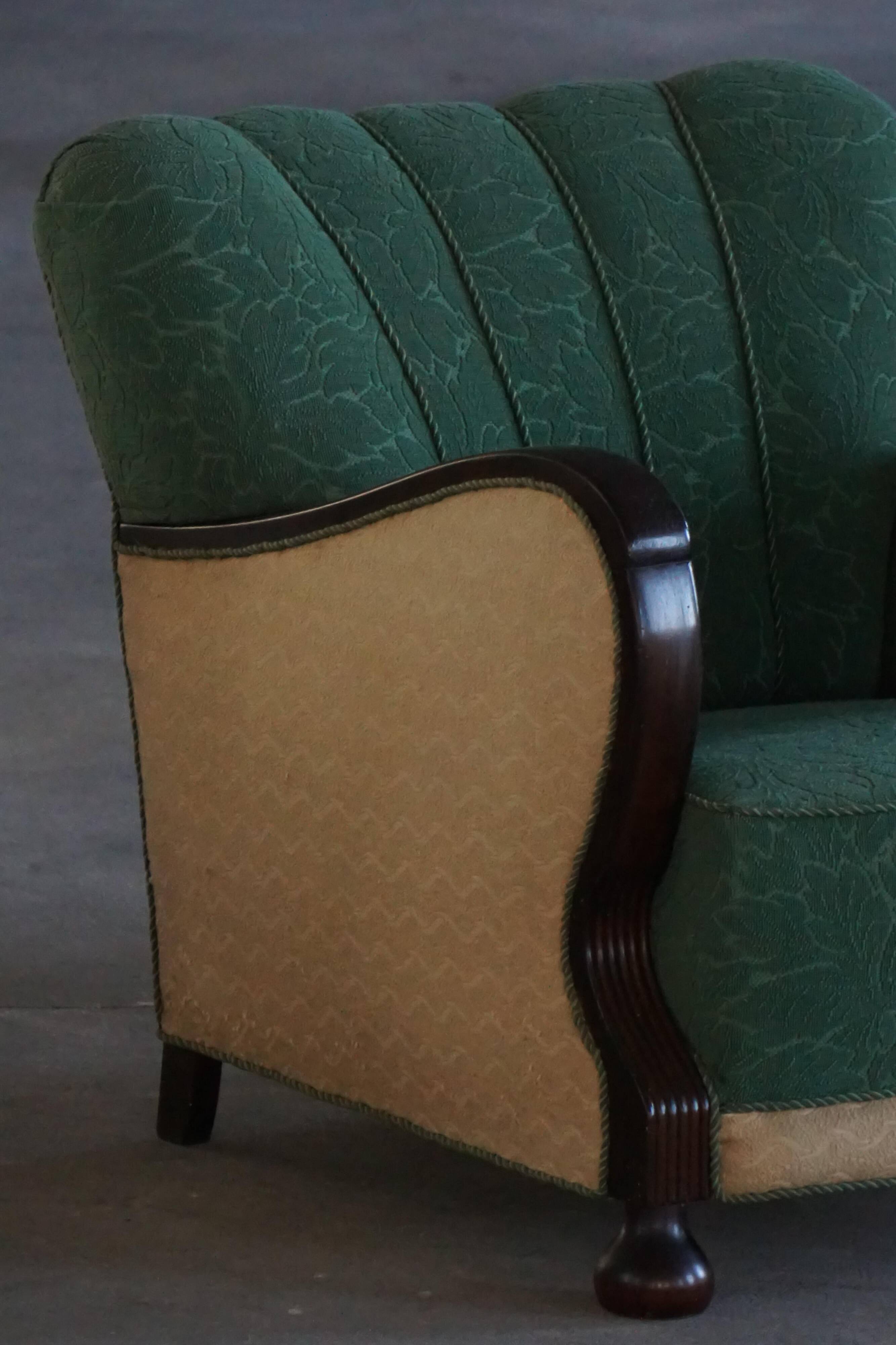 Pair of Art Deco lounge chairs, made by a Danish cabinetmaker, 1940s.