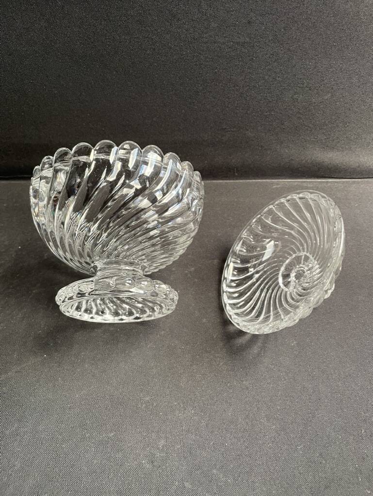 Molded crystal sugar bowl – Baccarat Twisted bamboo