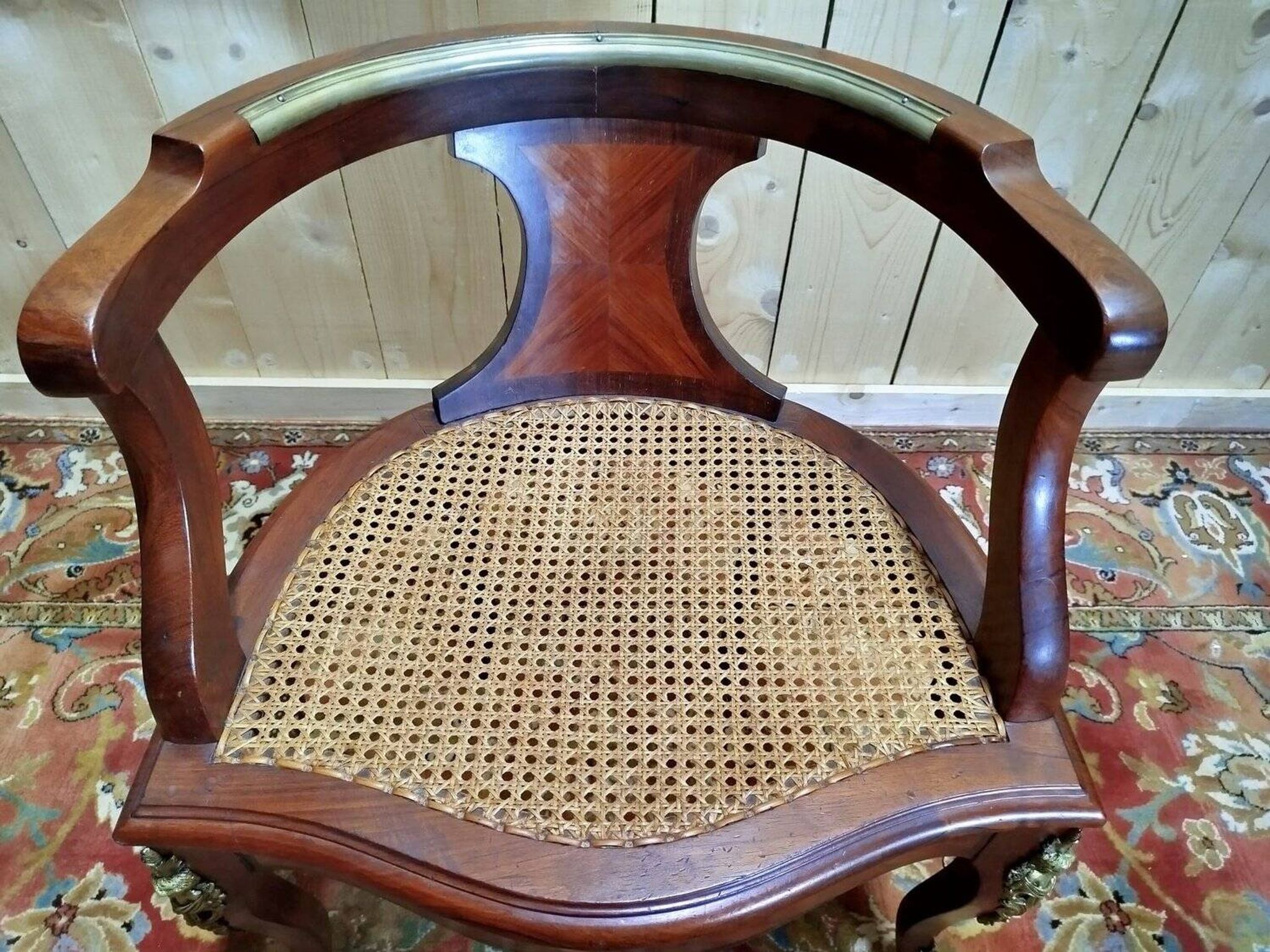 Fauteuil de bureau canné de style Louis XV - Transition