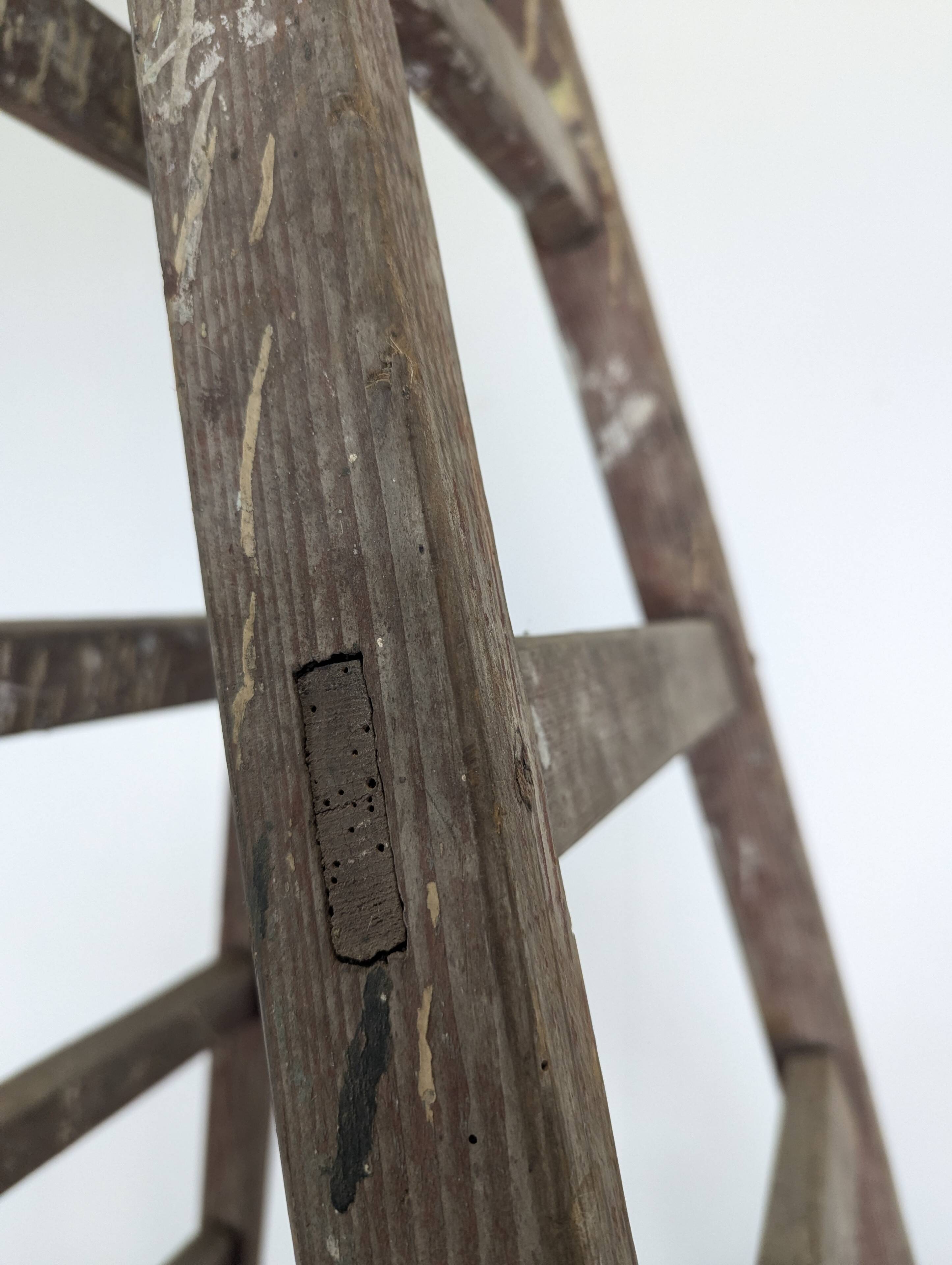 Old scale