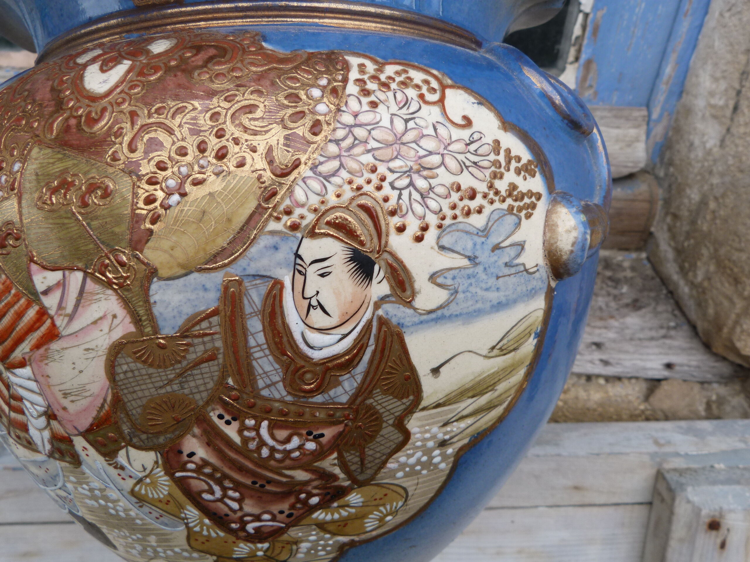 Japan vase satsuma enamelled pottery