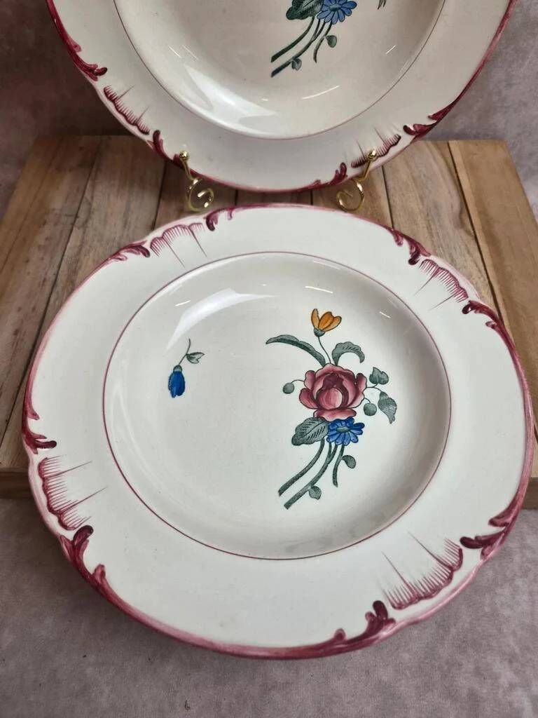 2 deep plates Longchamp Velars – ironstone – old floral pattern