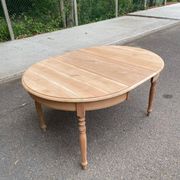 Round extendable dining table Louis Philippe stripped in solid cherry wood 1