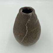 Vase en terre cuite veiné