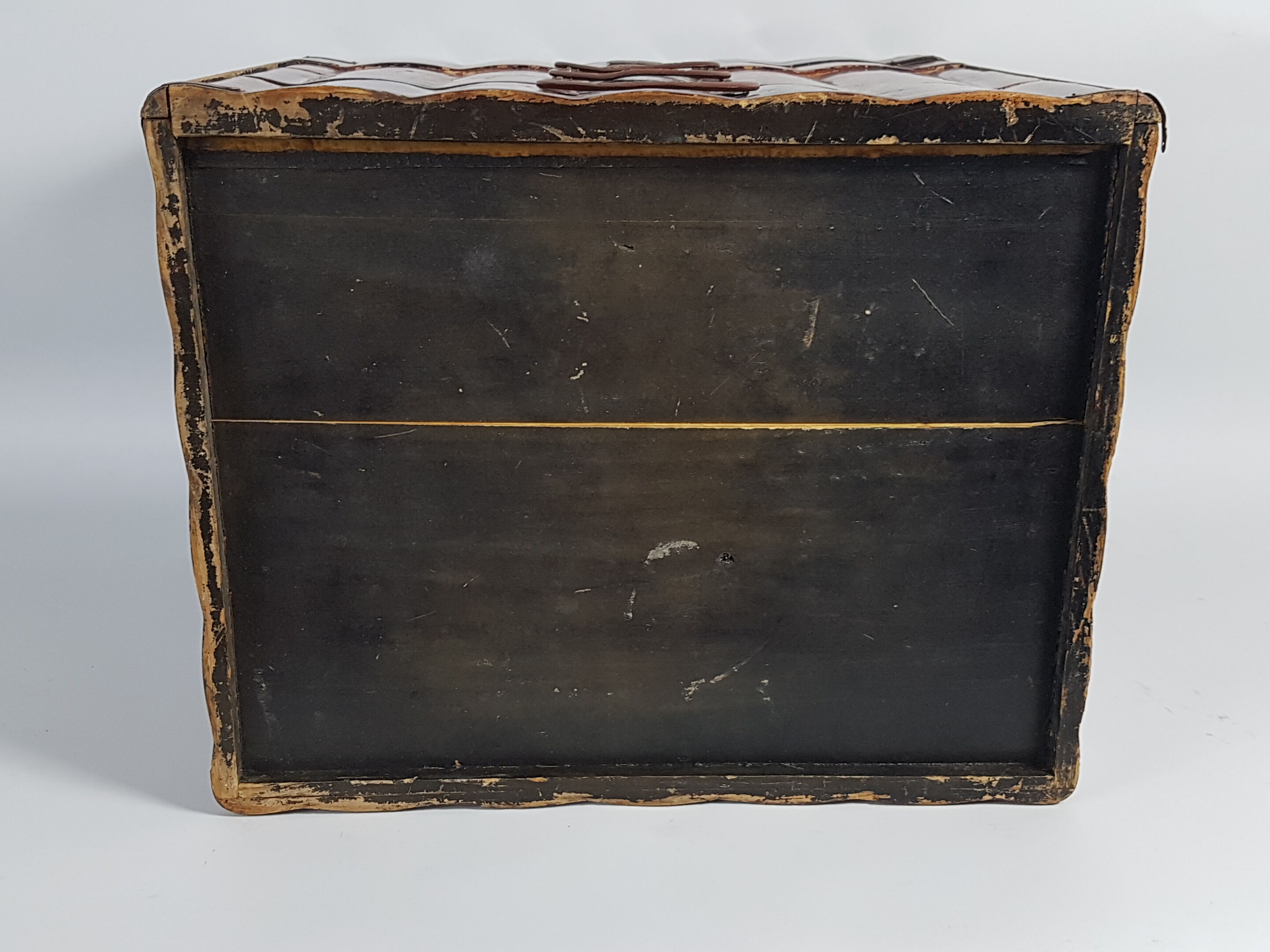 Sewing box or lacquered wood storage Japan early XX