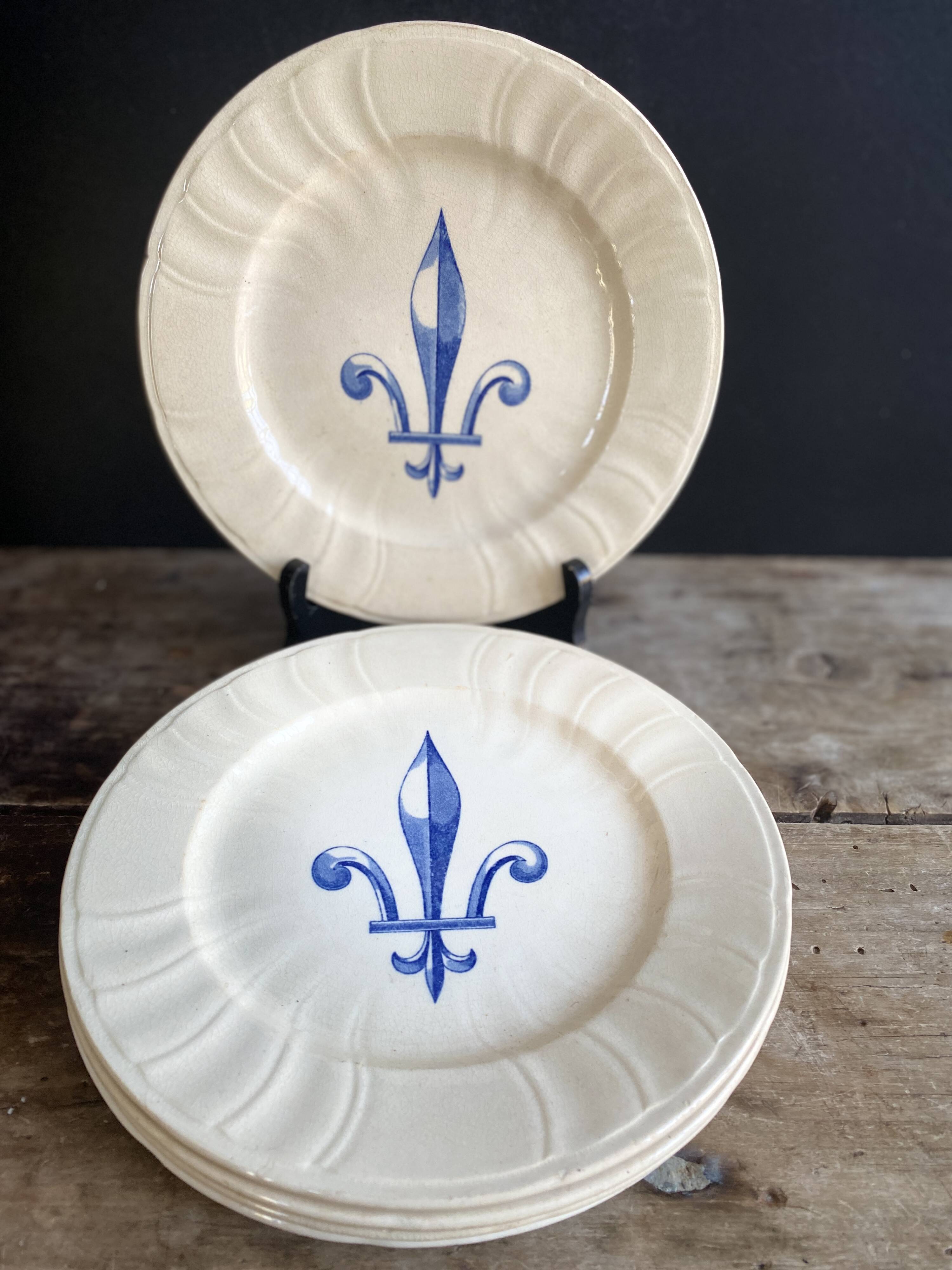 Set of 5 antique Gien plates – Fleur de Lys pattern – Ironstone