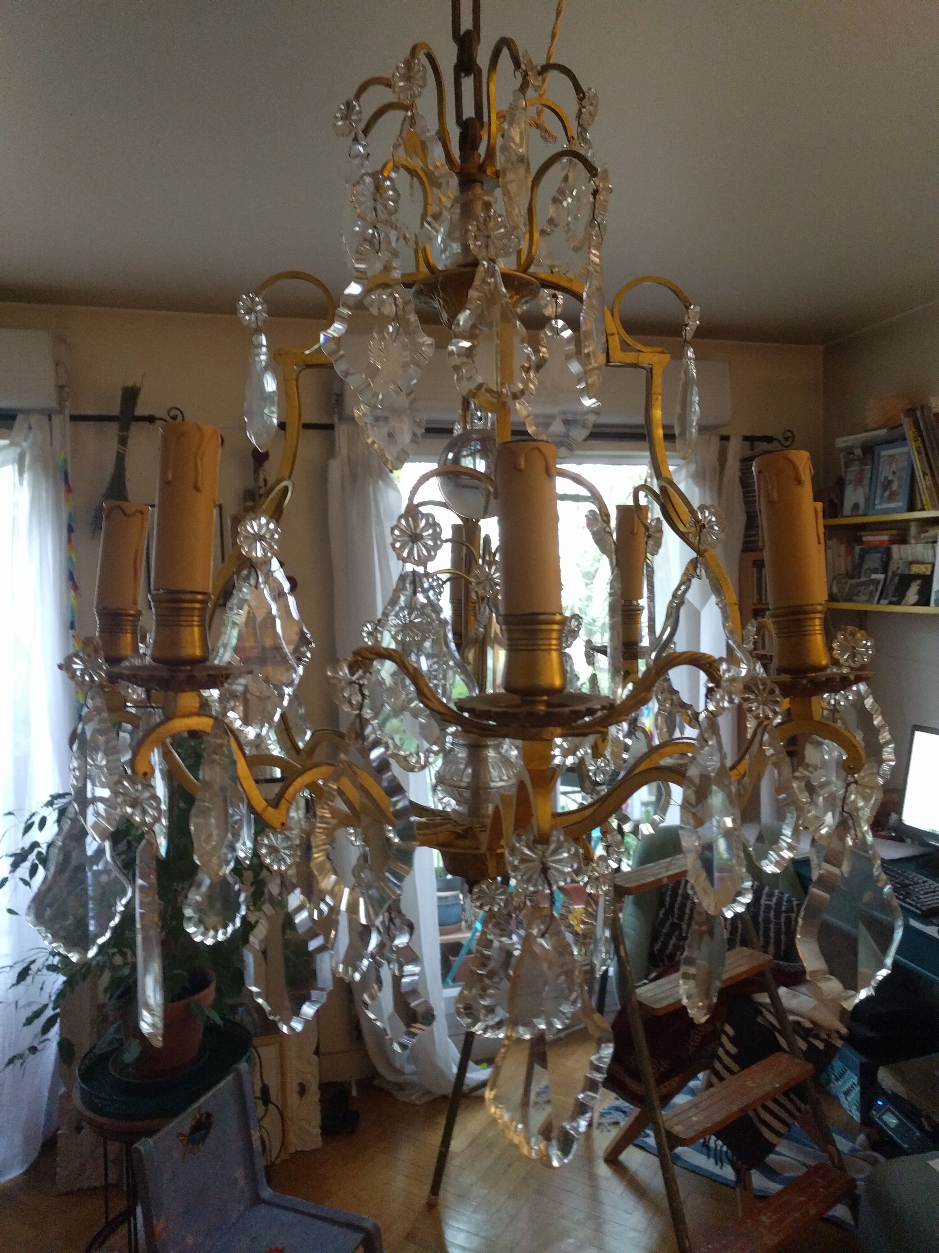 Old chandelier 8 branches bronze and Bohemian crystal late nineteenth