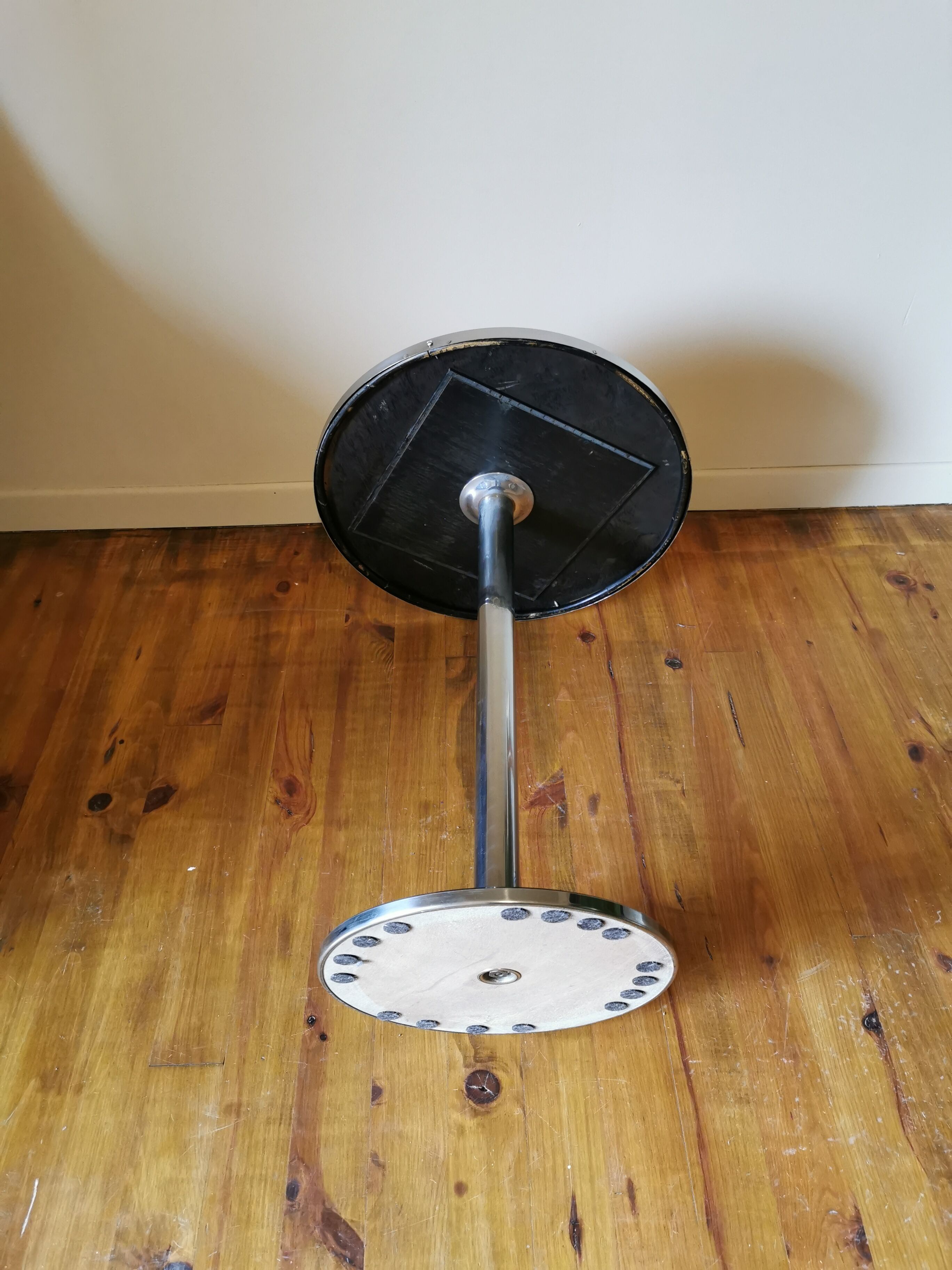 Art Deco Pedestal Table