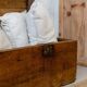 Malle, coffre bois foncé