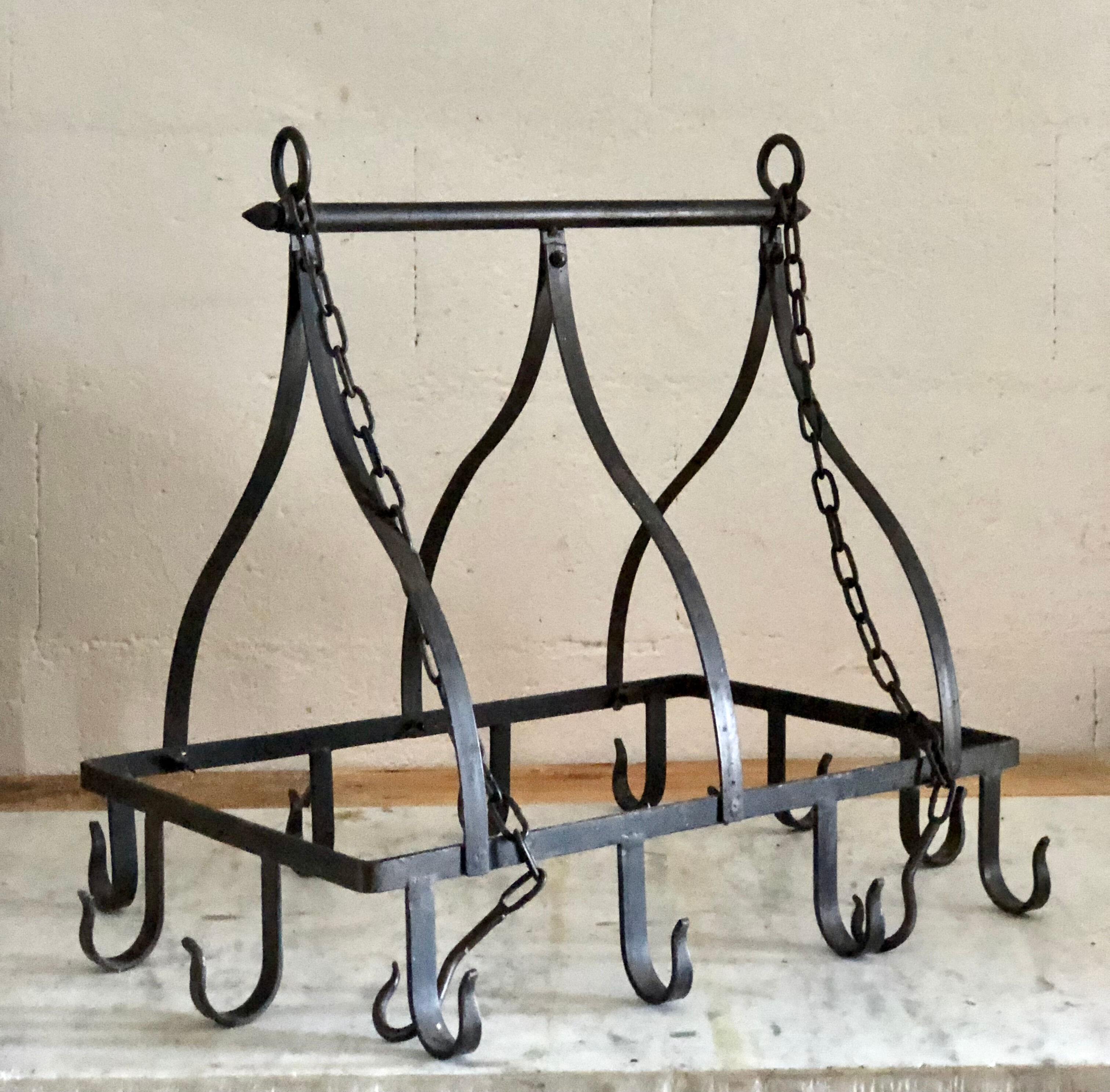 Suspension door utensils