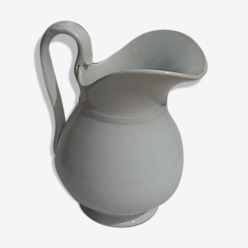 White earthenware pitcher Lunéville XIX