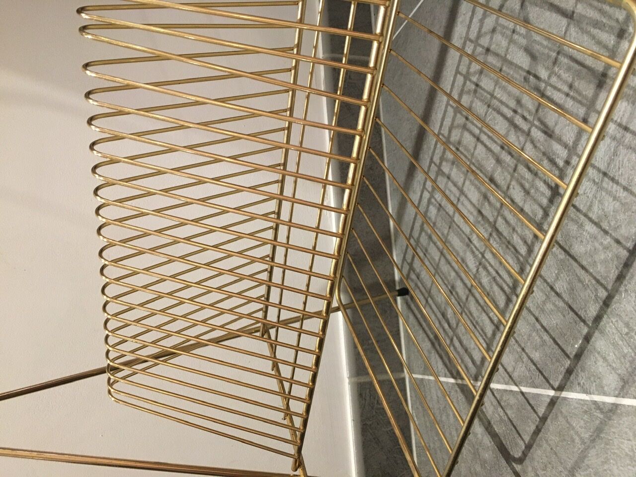 Magazine holder,  vinyl holder
