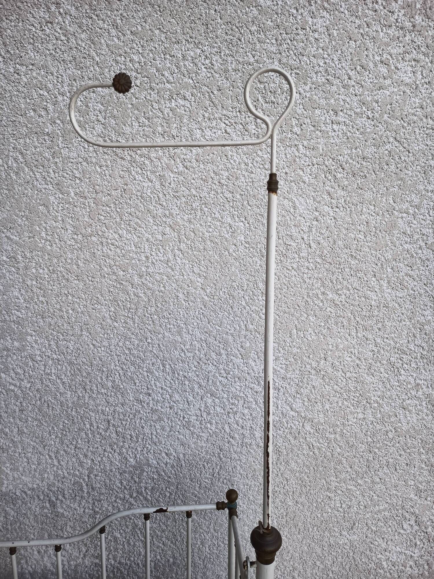 Berceau vintage Lit bébé en métal