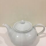 White teapot Bernardaud