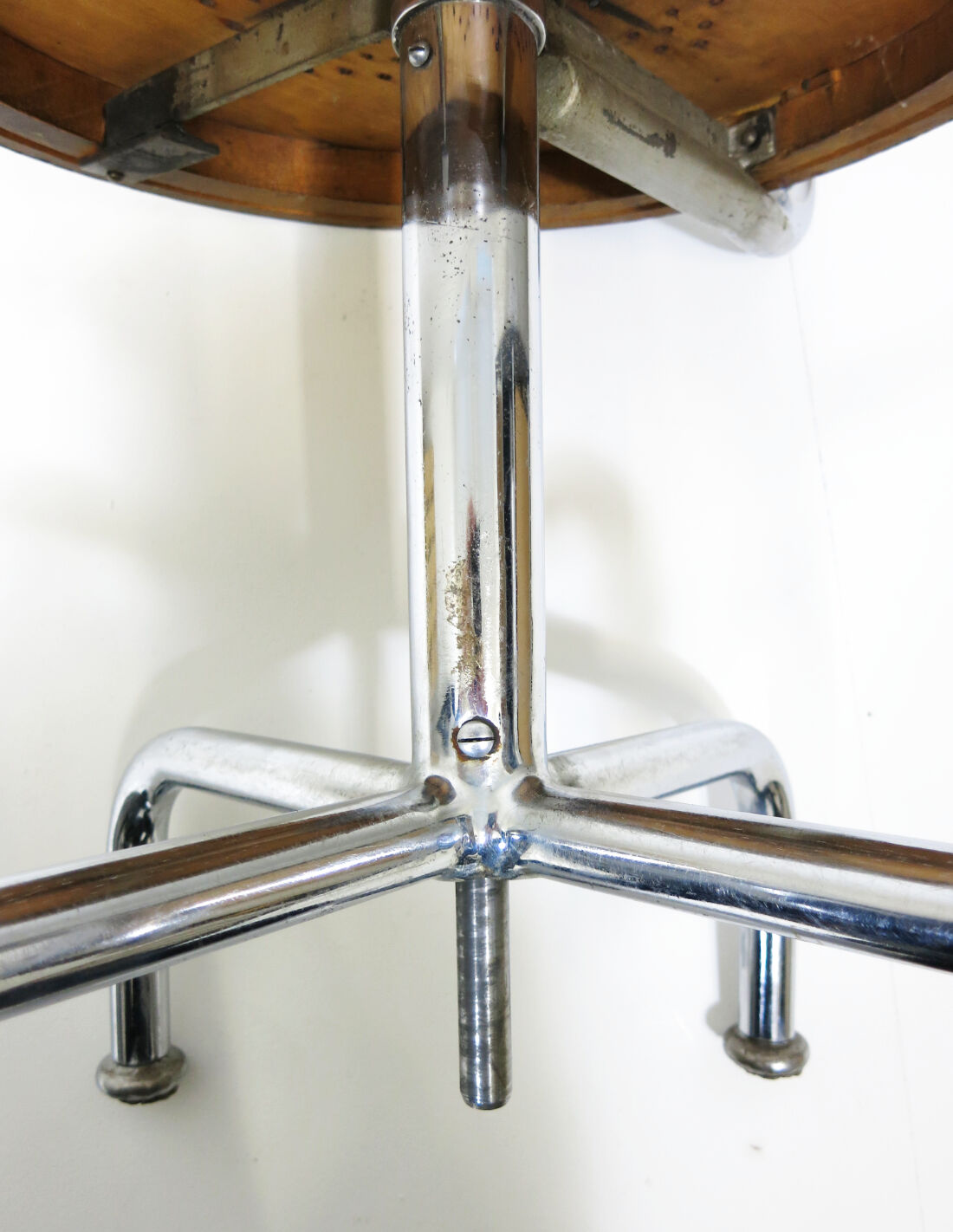 Architects chair with tubular steel frame, height adjustable