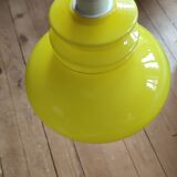 Suspension opaline