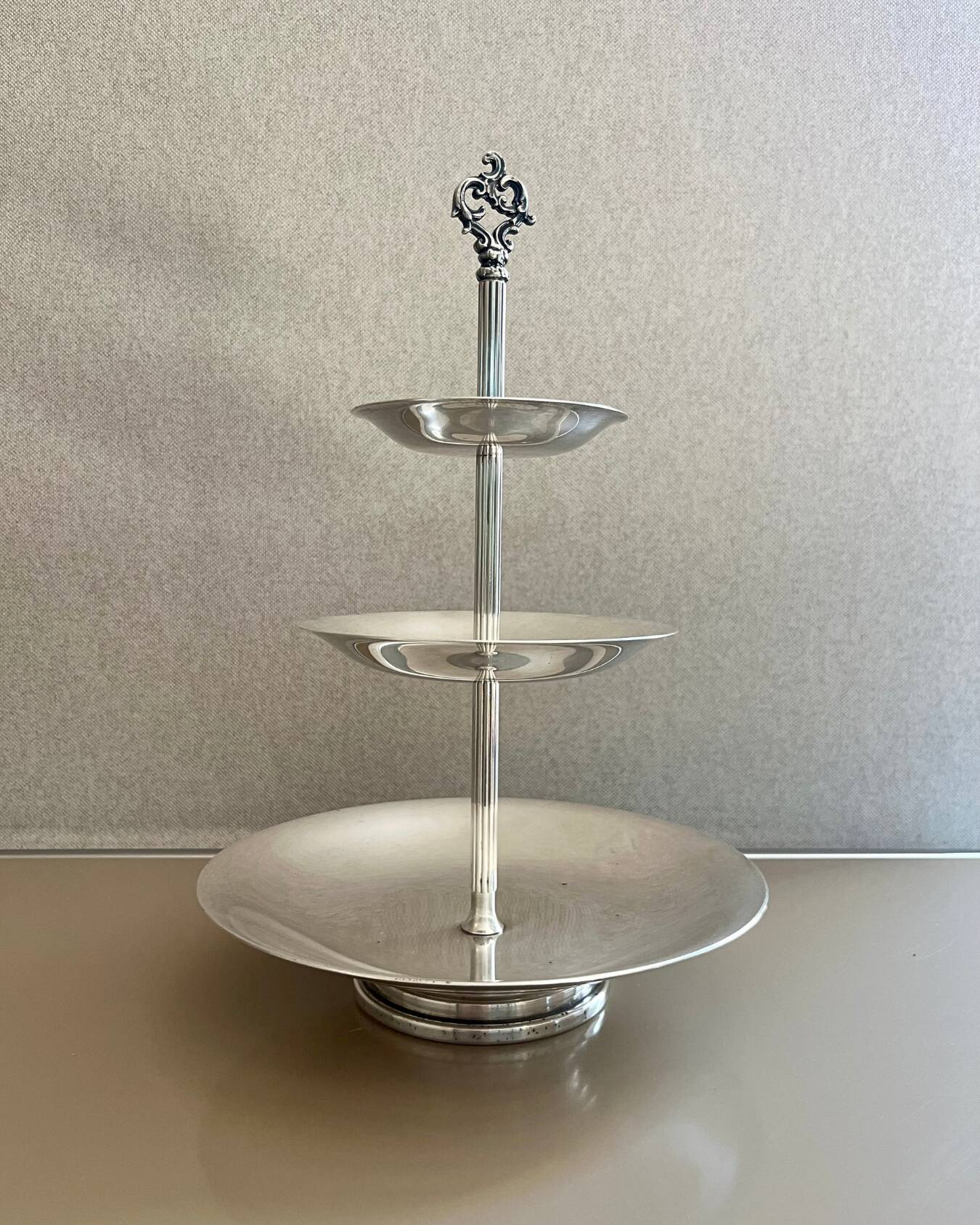 Vintage silver metal display stand – 3 tiers