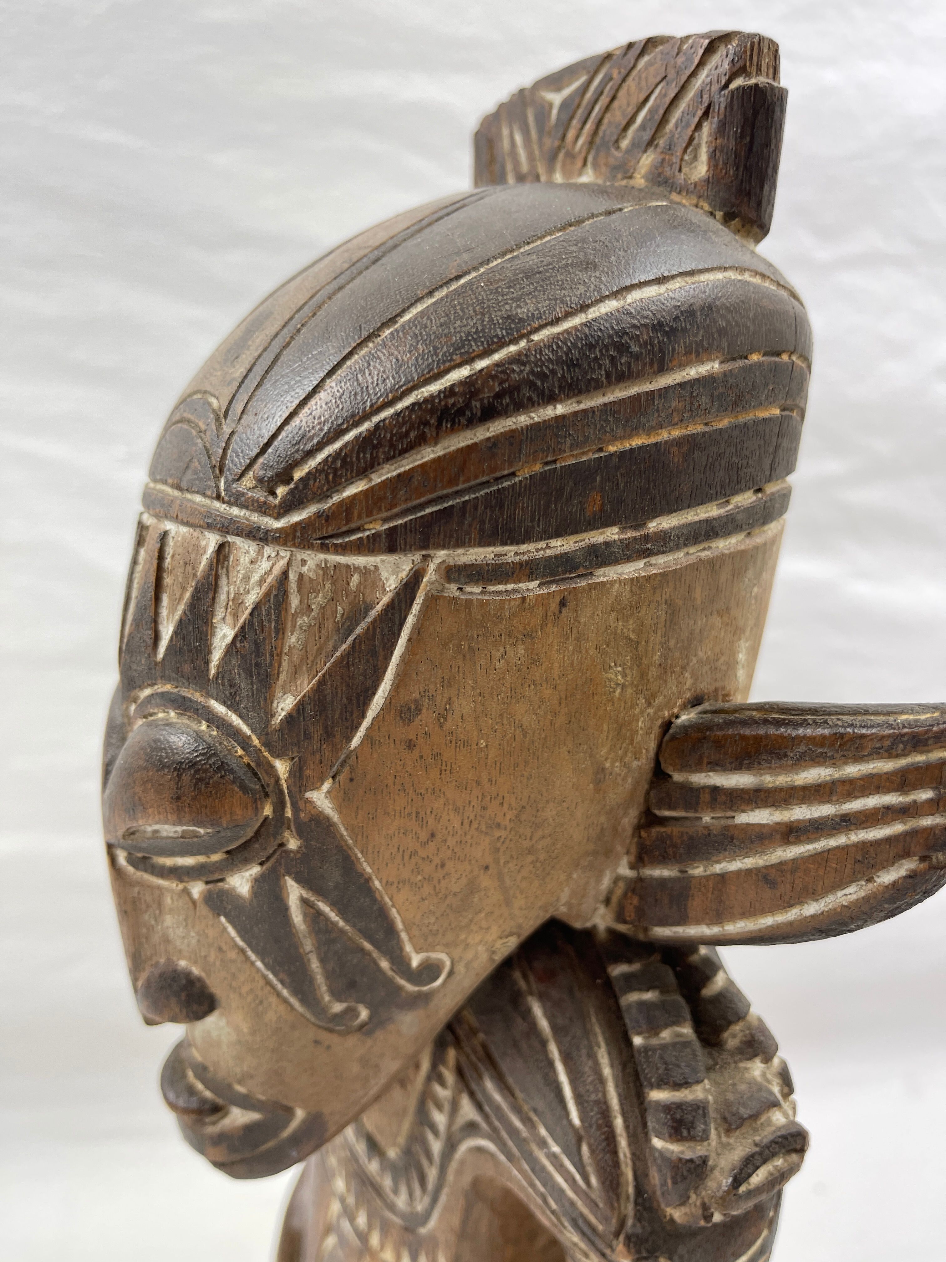 Tiki of Oceania, 30s