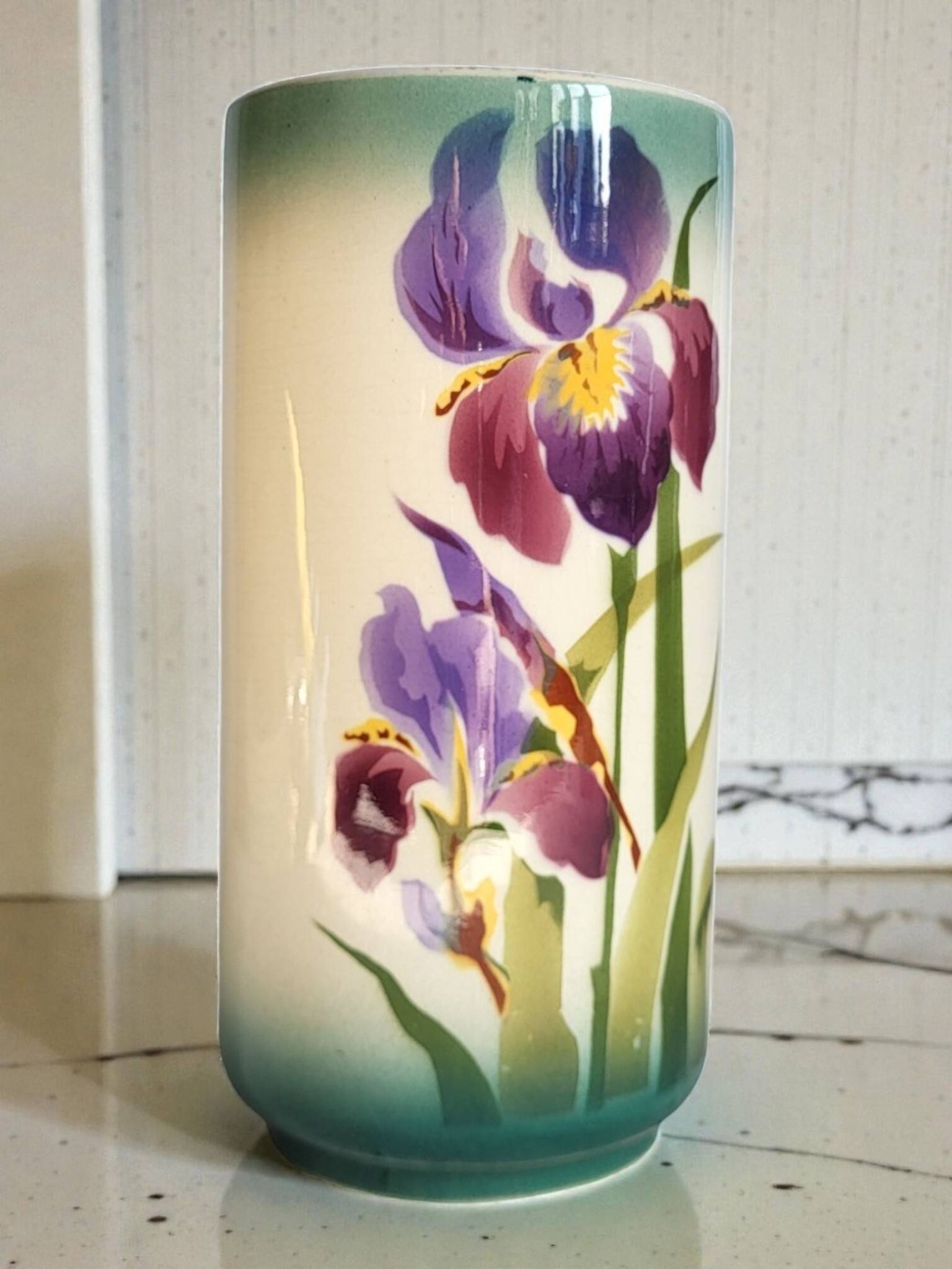 Art Nouveau vase in earthenware from Choisy le Roi