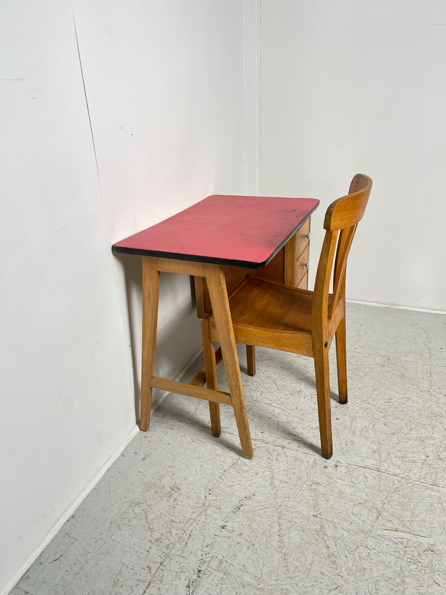 Compass leg desk 1970