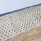 Berber carpet beni ouarain a pois 260 x 110 cm