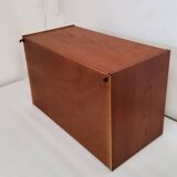 Modular Scandinavian shelf