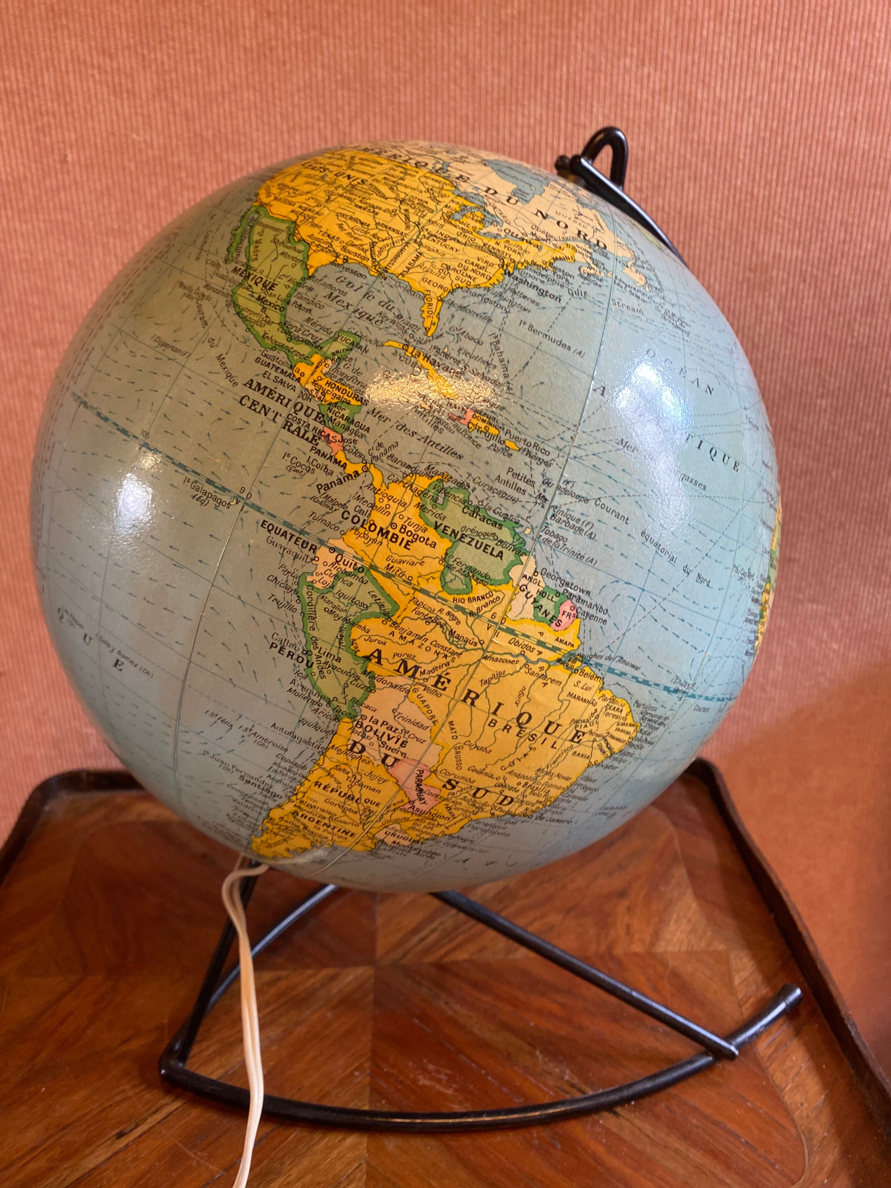 Mappemonde Girard and Barrère