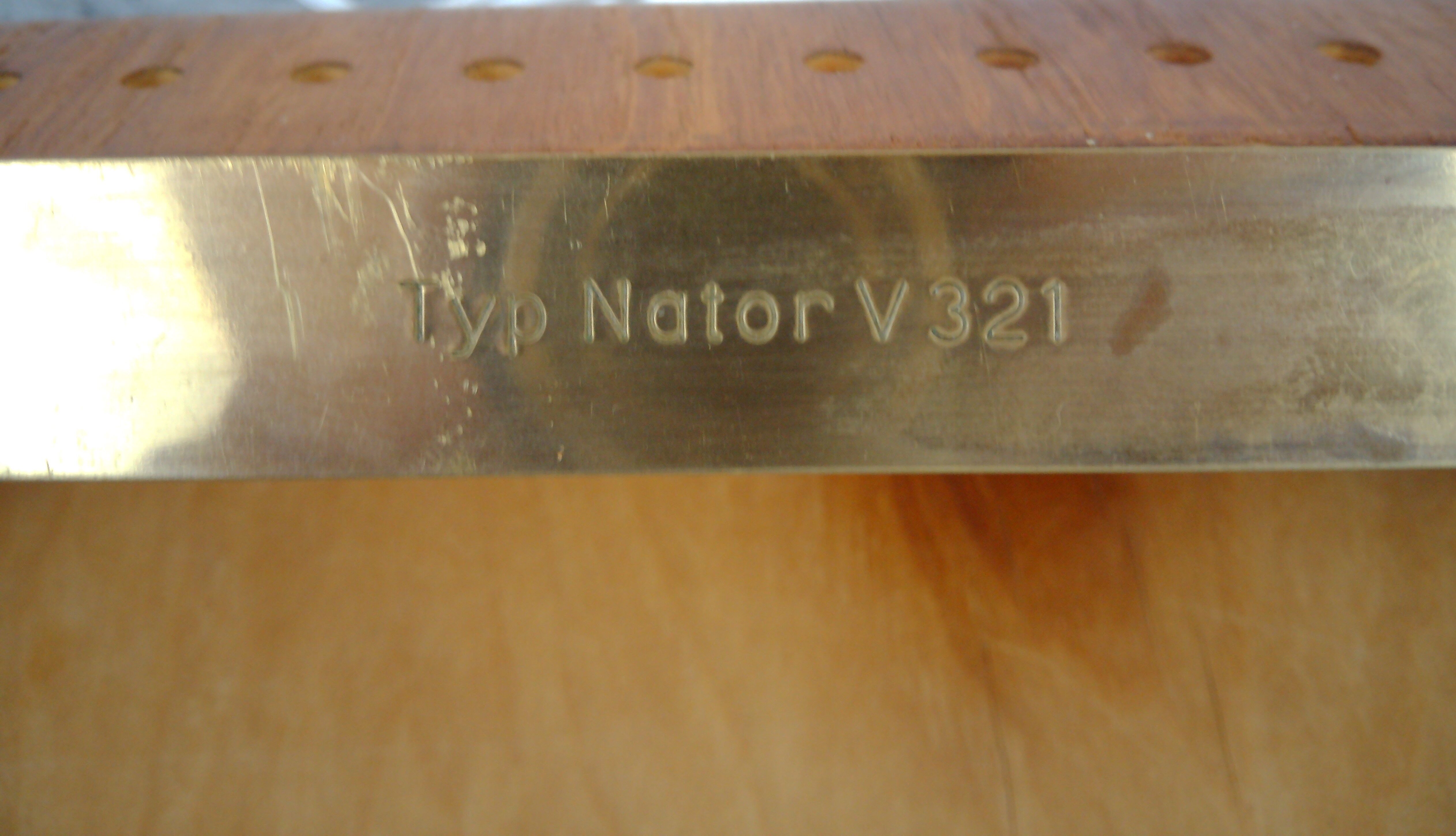 Pair of teak bedside sconces, model V321 from Nator
