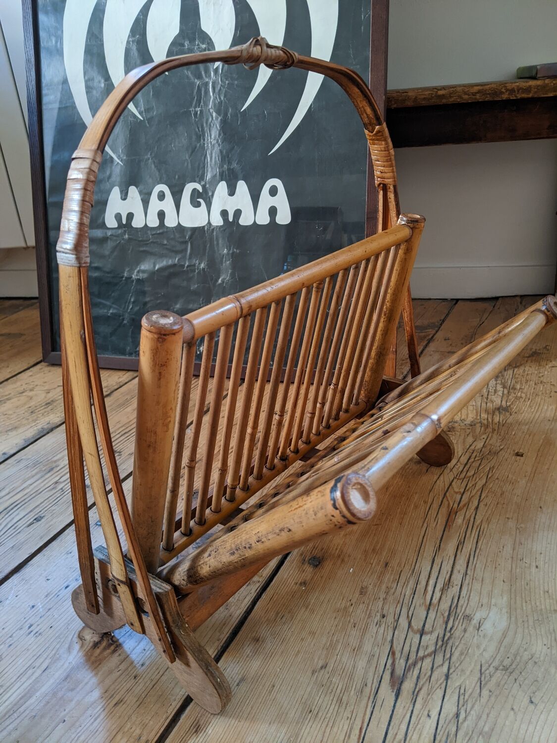 Magazine rack