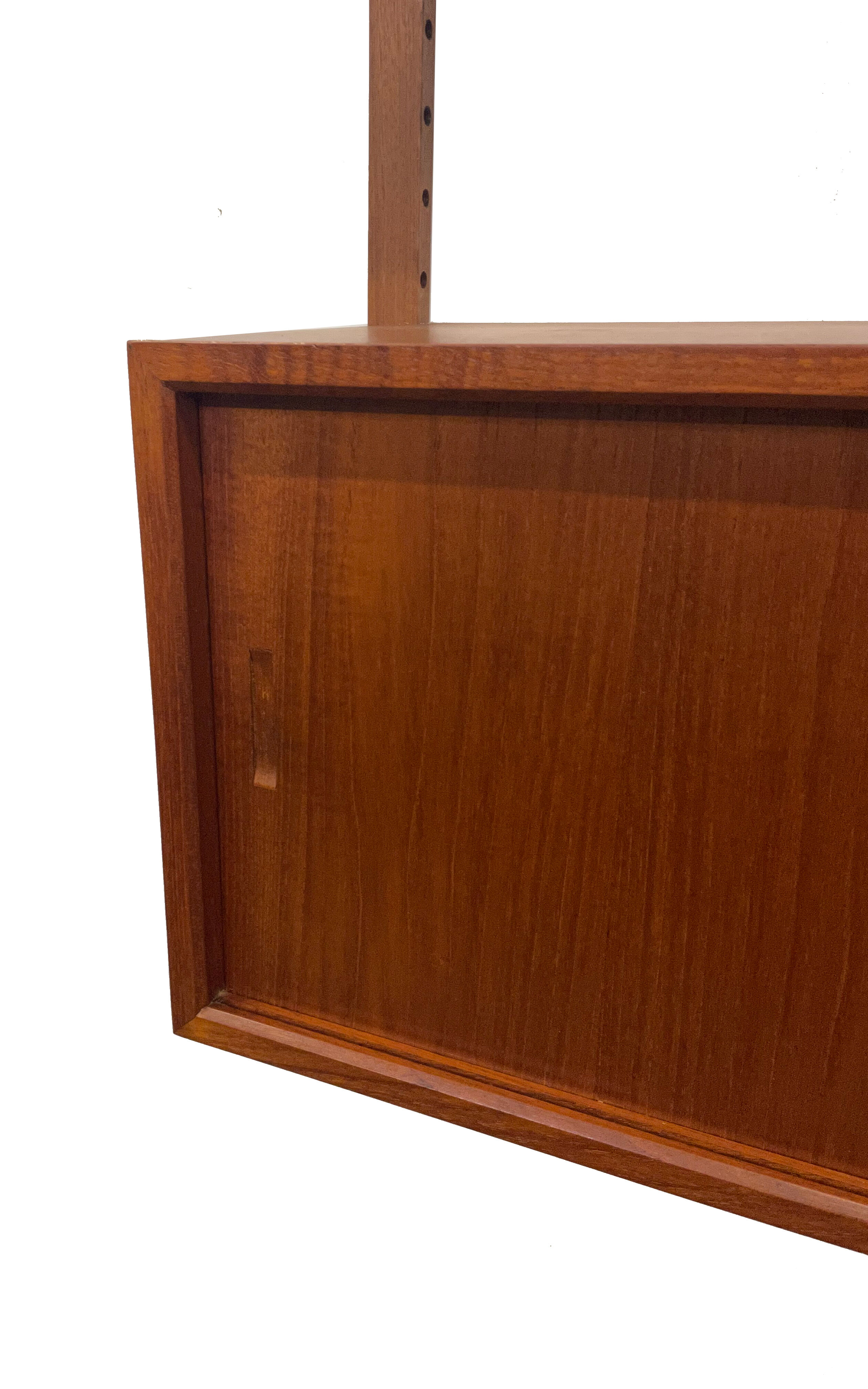 Vintage Poul Cadovius Royal System wall system wall