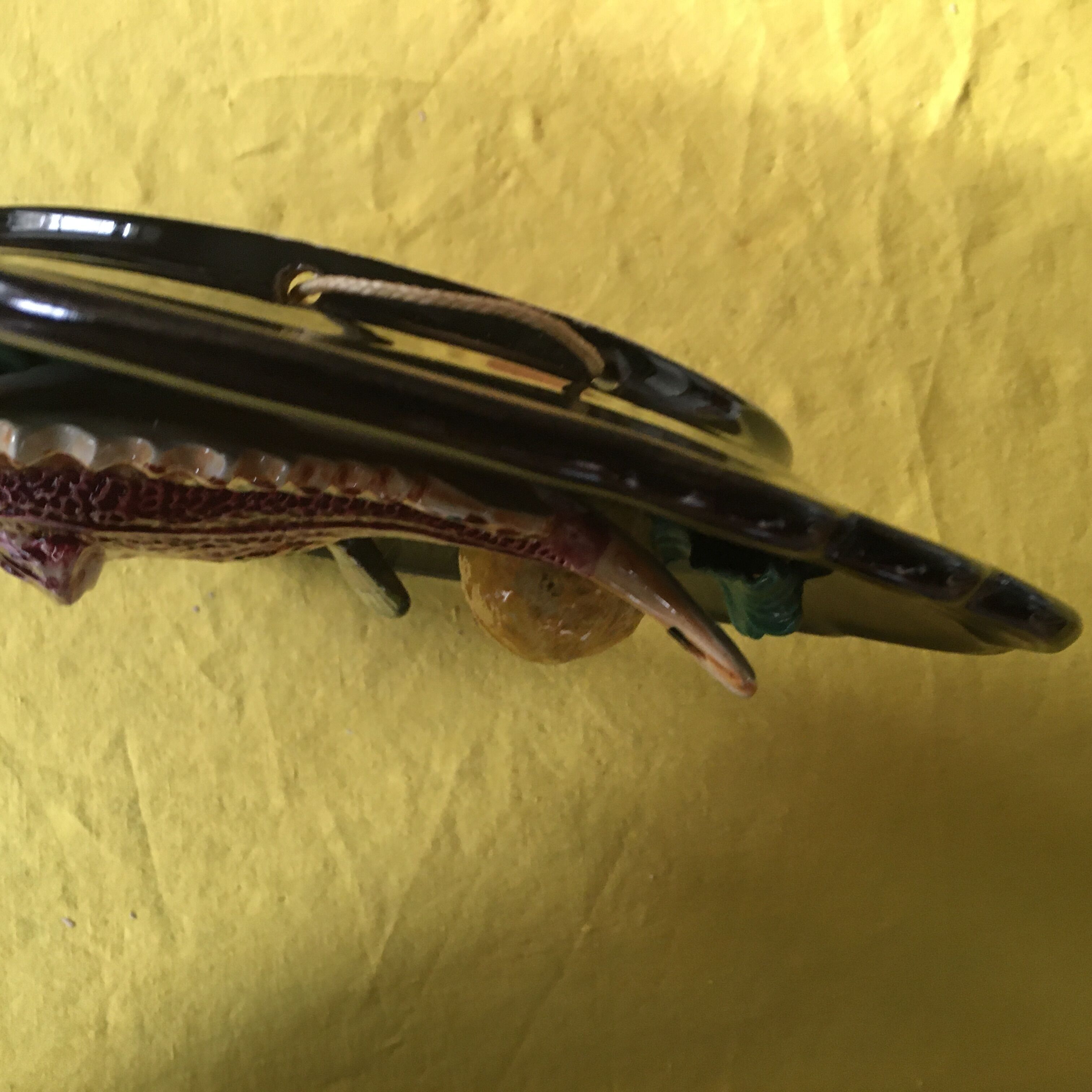 Ceramic dish trompe l'oeil