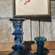 Bougeoirs vintages en verre épais bleu et turquoise