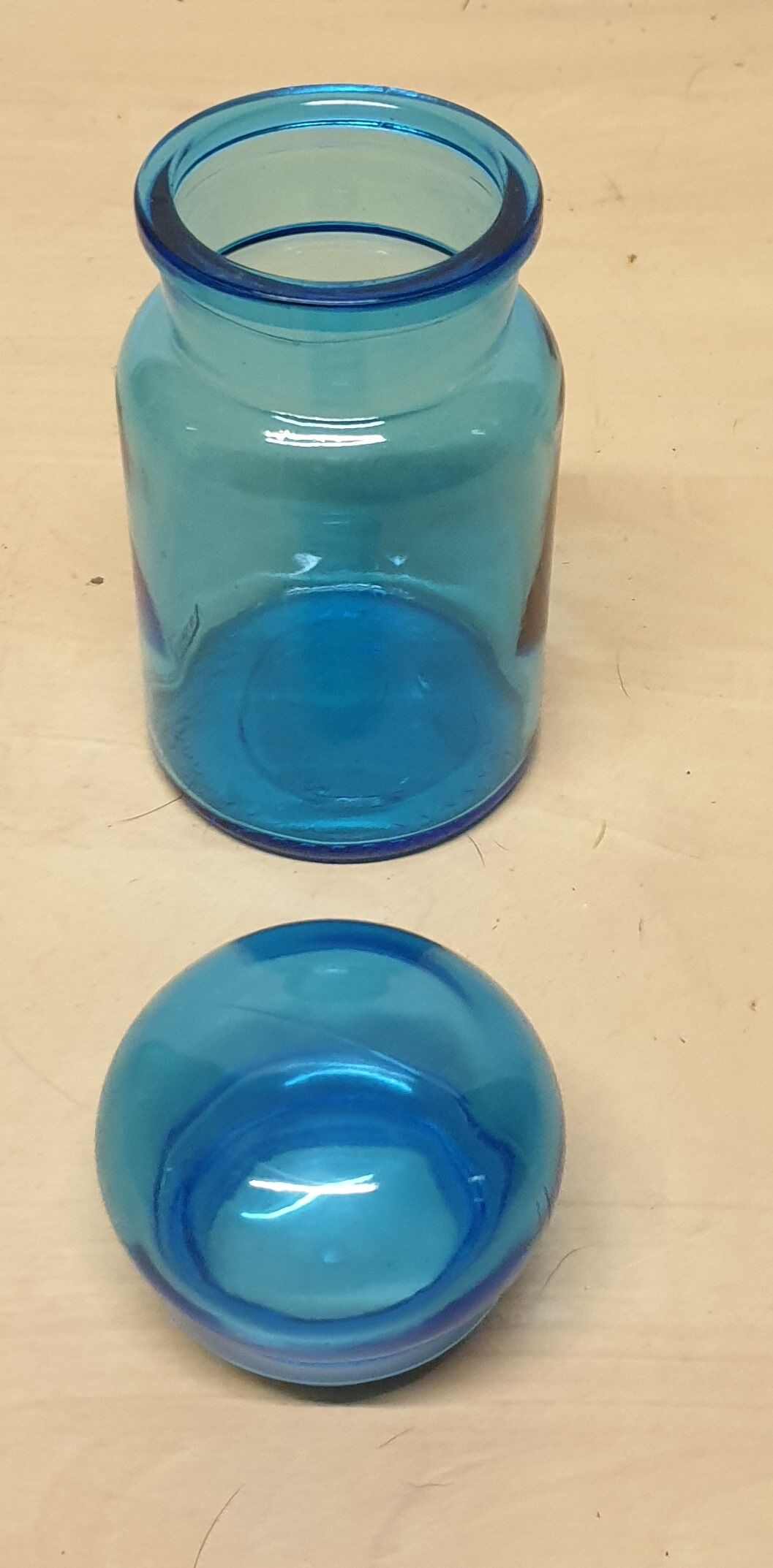 Apothecary-style jar ariel blue 70s