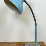 Lampe de table industrielle en col de cygne bleu, années 1960
