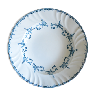 Chantilly hollow dish from the Longwy factory