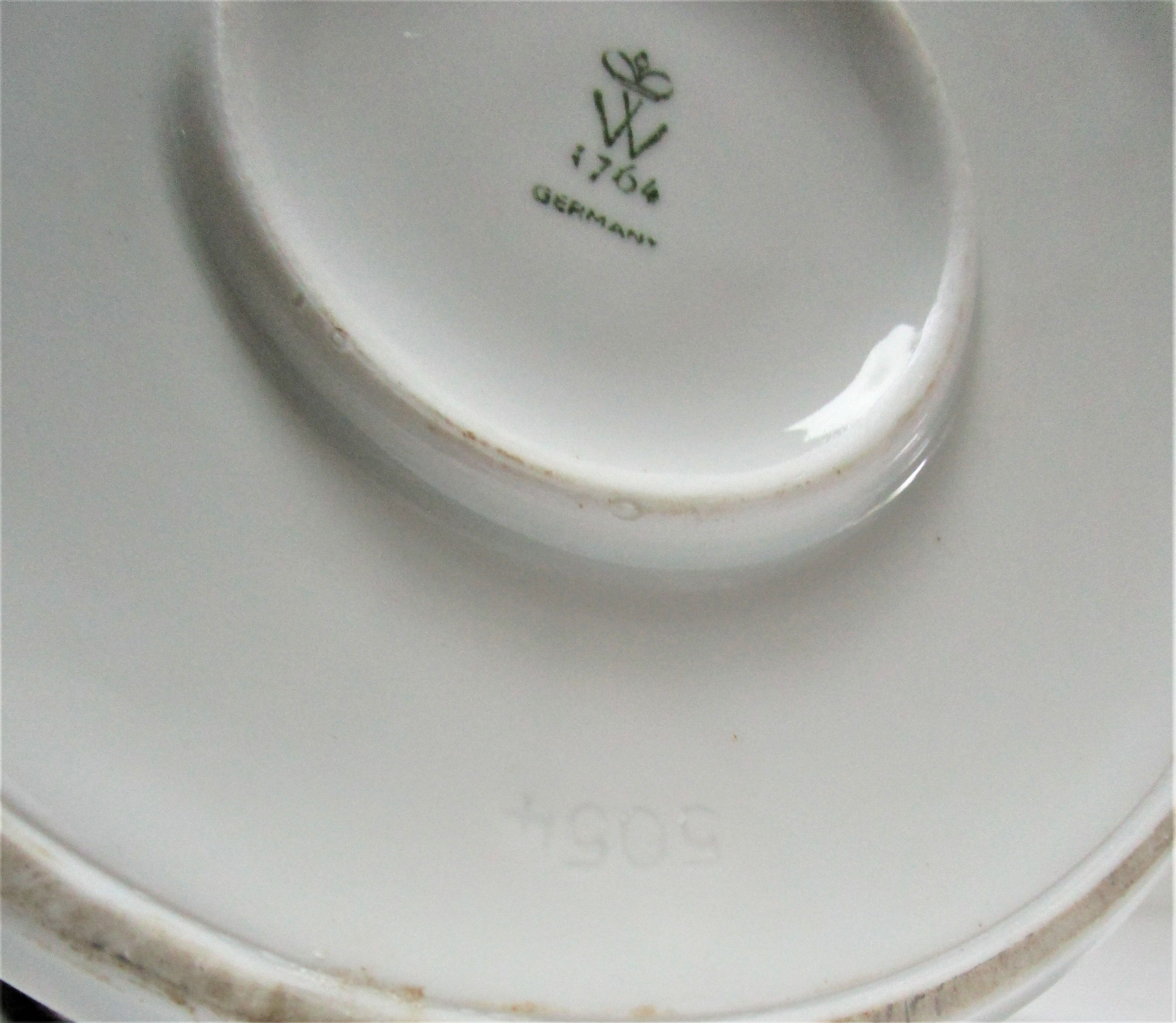 White porcelain lamp foot design geometric decoration 70s