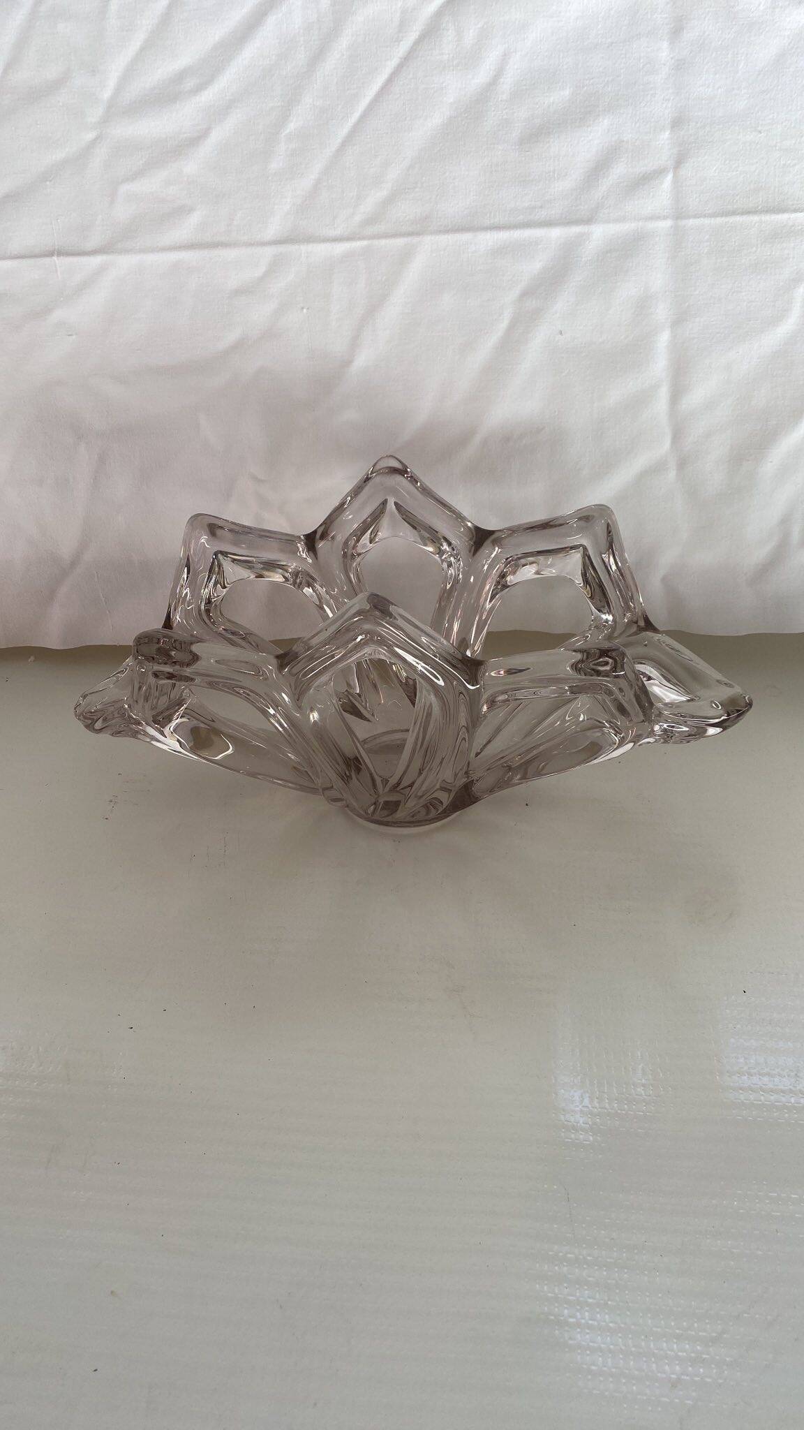 Openwork crystal fruit bowl