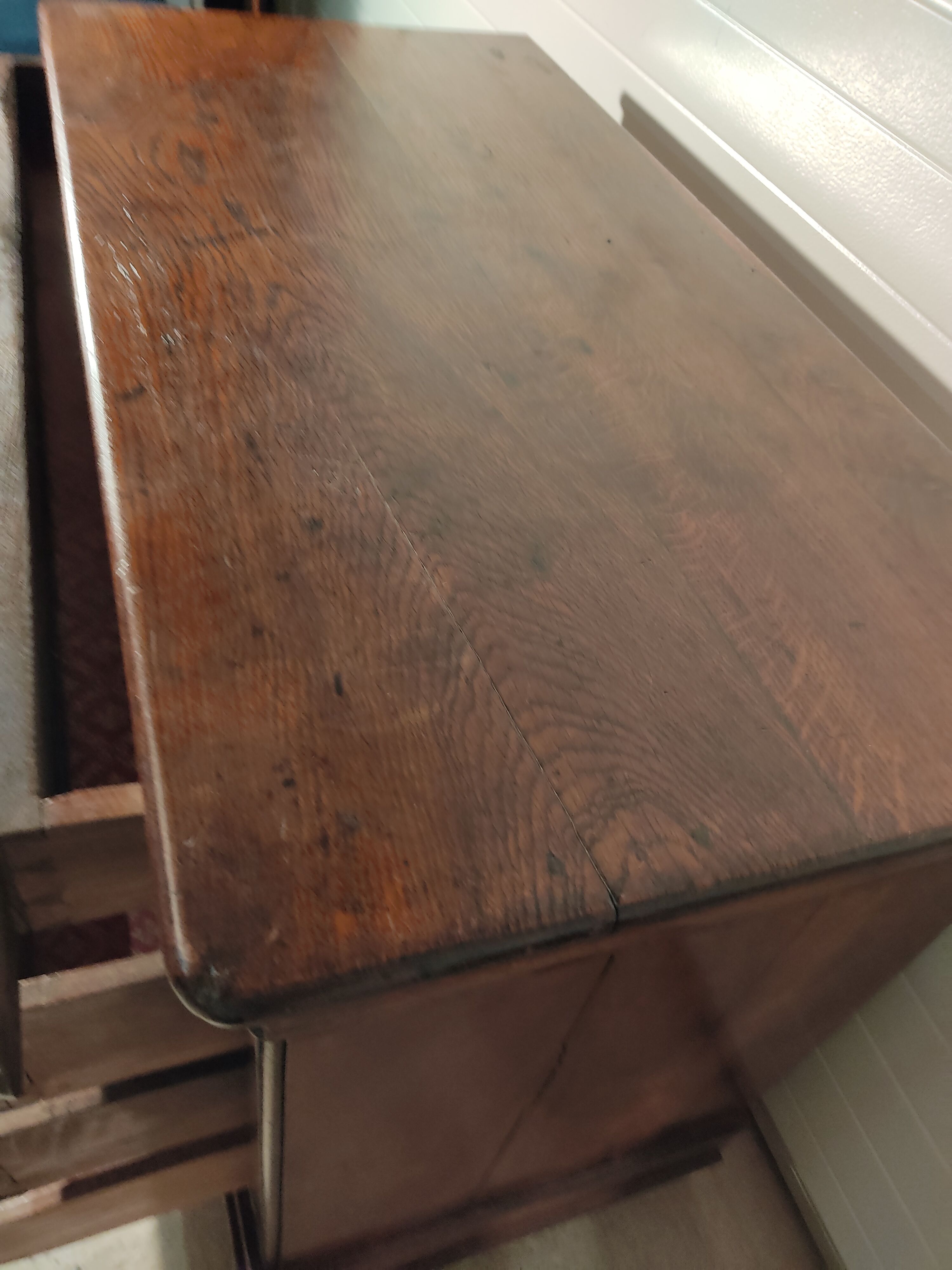 Louis Philippe dresser 19eme in oak